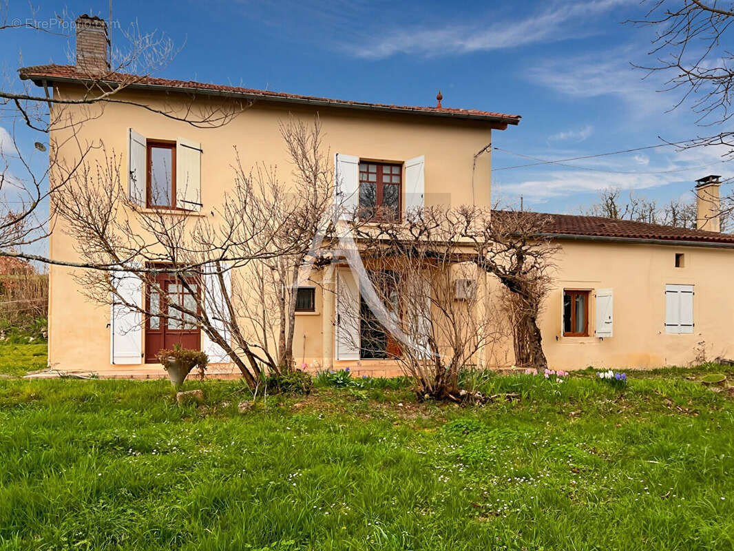 Maison à MONSEMPRON-LIBOS