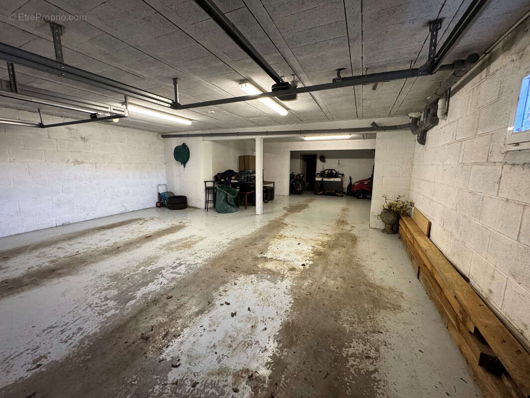 Maison à SAINT-SAUFLIEU