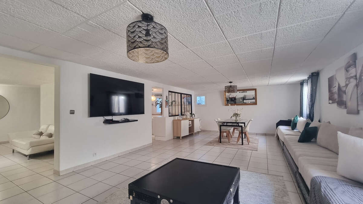 Maison à PONT-DU-CHATEAU