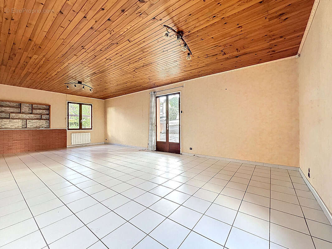 Maison à SAINT-ORENS-DE-GAMEVILLE