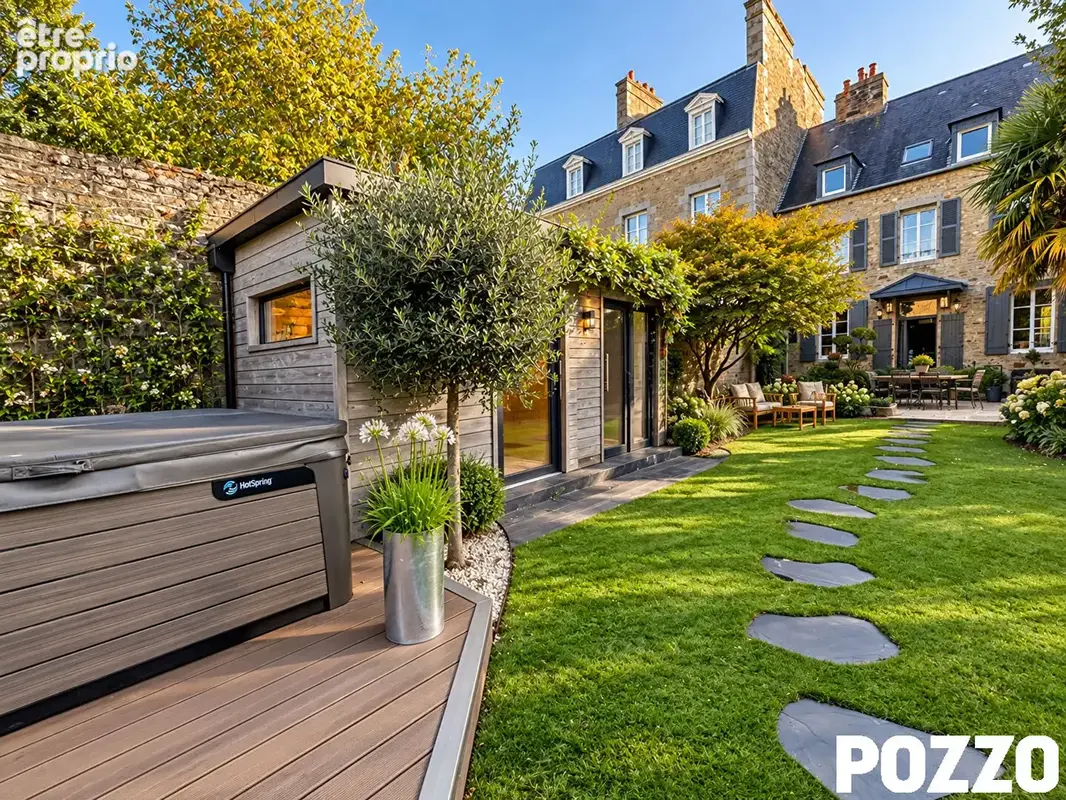 A Vendre - AVRANCHES - Maison de caractère en pierre 228 m² - Jardin d'exception - Sauna & Jacuzzi - photo 4