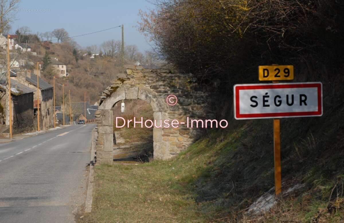 Terrain à SEGUR