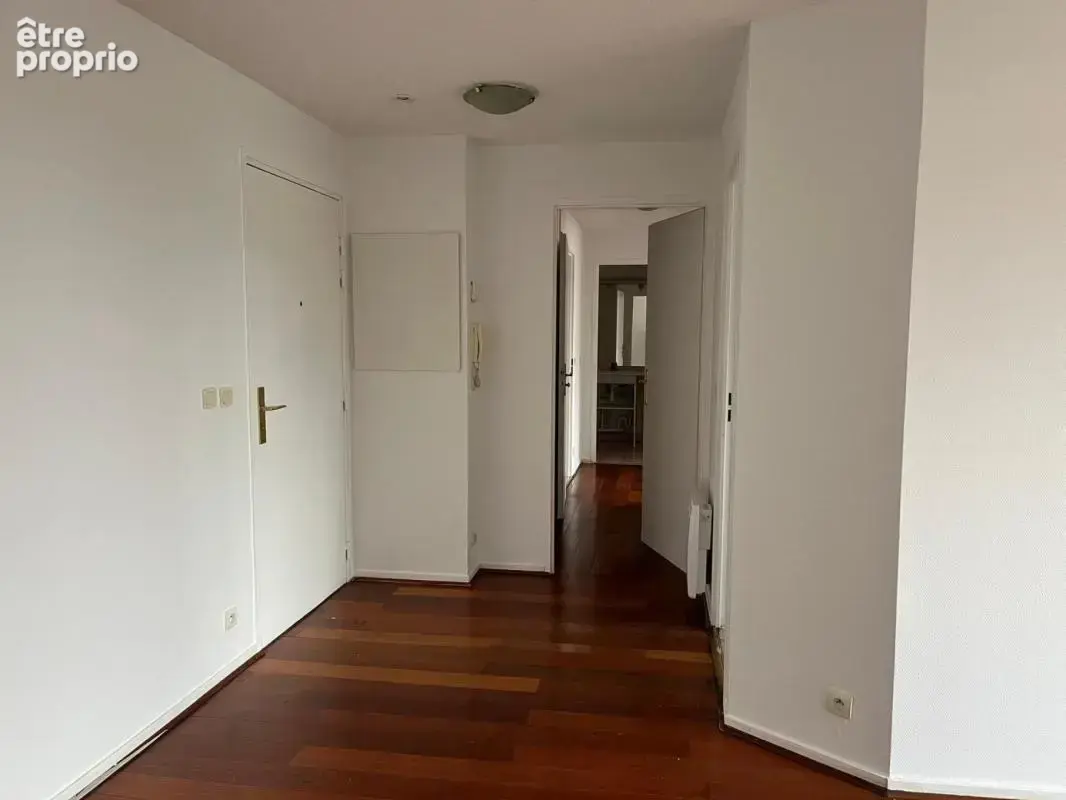 A vendre:  Charmant appartement de standing de 3 pièces 60m² à Saint-Denis - photo 3