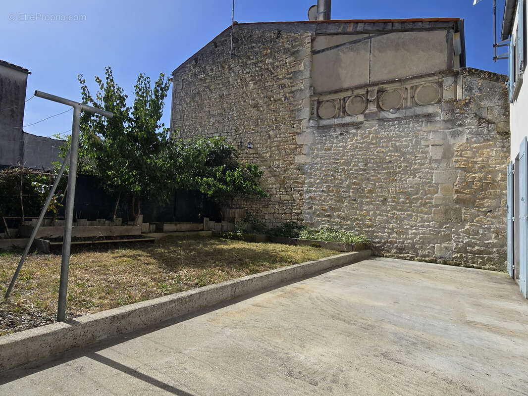 Maison à ROCHEFORT