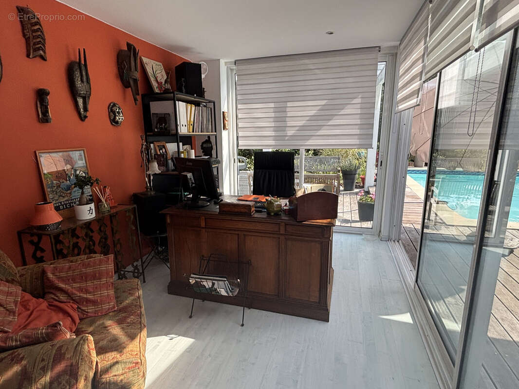 Maison à CARBON-BLANC