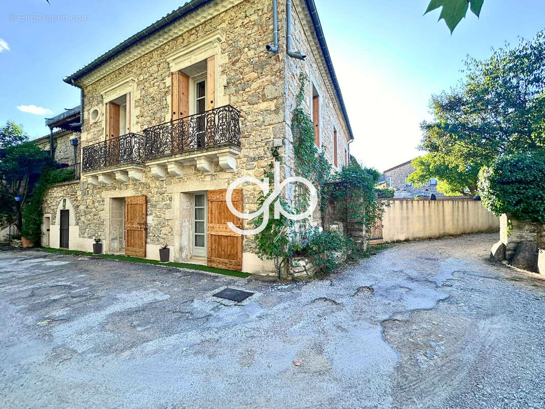 Maison à LES MATELLES