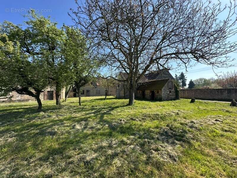 Maison à FERRIERES-EN-GATINAIS