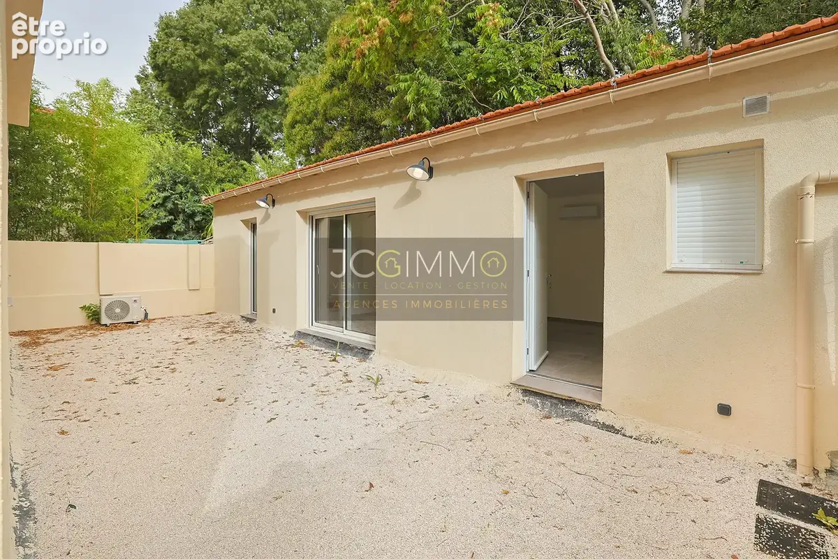 Maisonnette entièrement rénovée avec terrasse ! - photo 8