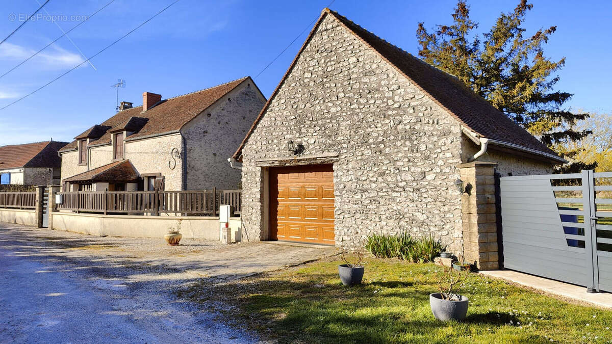 Maison Jouy Le Chatel 5 pièce(s) 144 m2 - photo 11