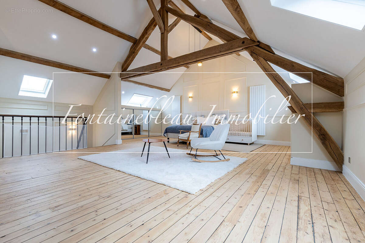 Maison à MILLY-LA-FORET