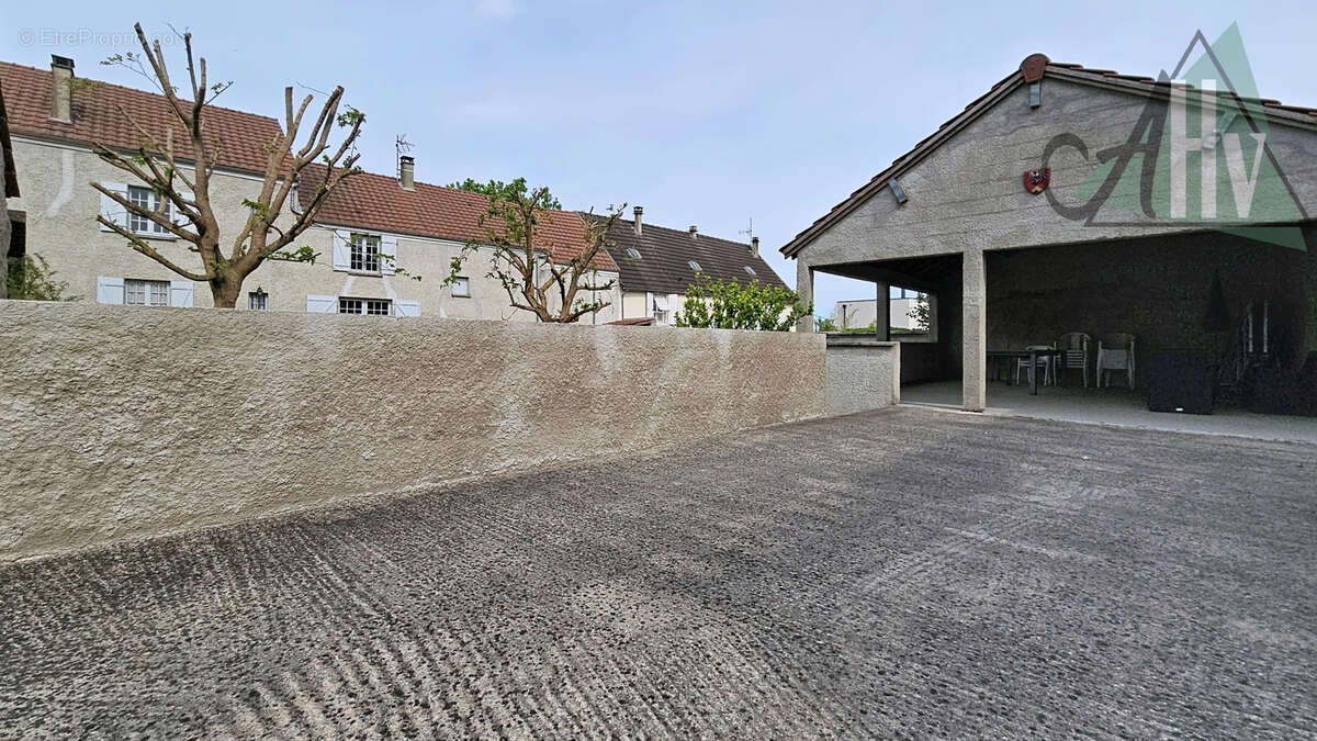Maison à SAINT-GERMAIN-SUR-MORIN