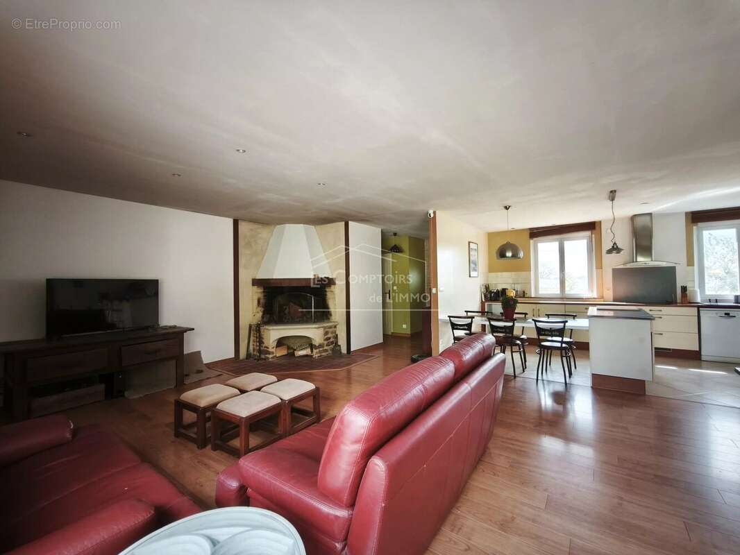 Maison à PONTCHATEAU