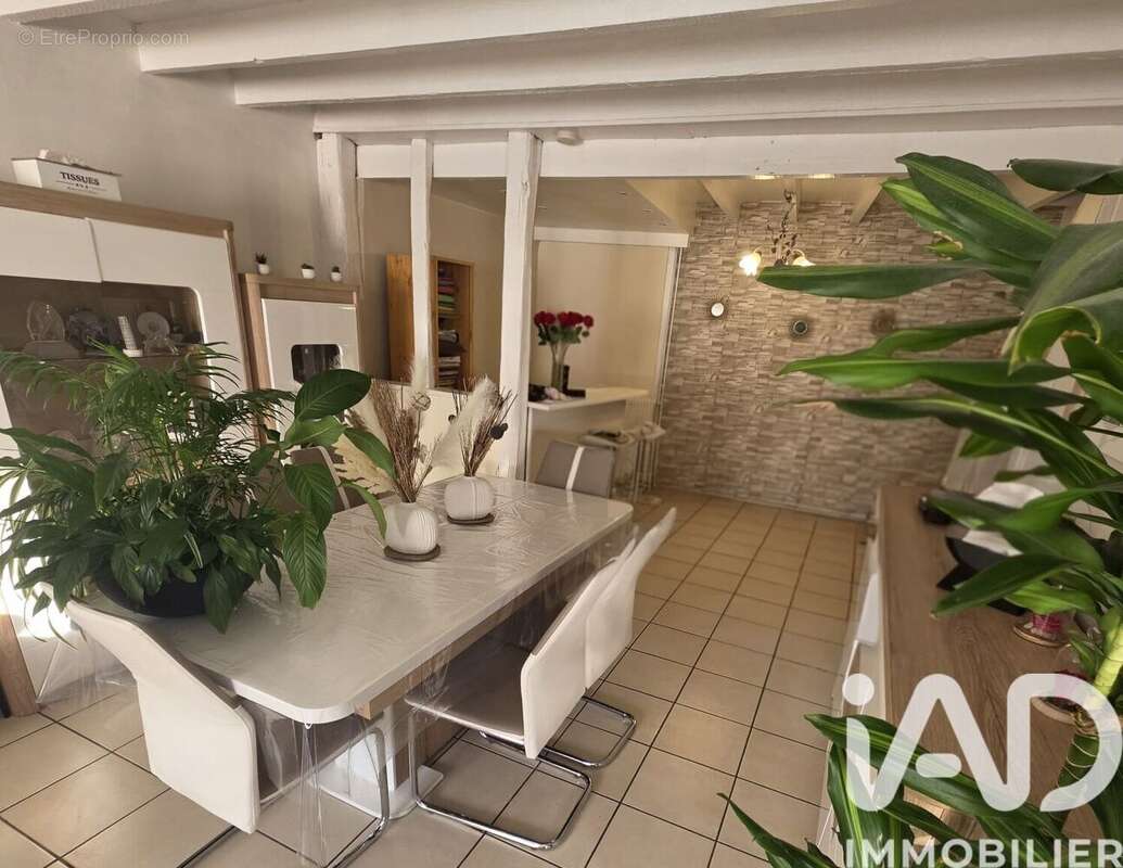 Photo 5 - Maison à VILLERS-ECALLES