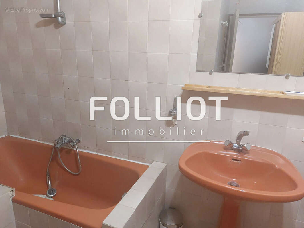 Maison à SAINT-SAUVEUR-LENDELIN