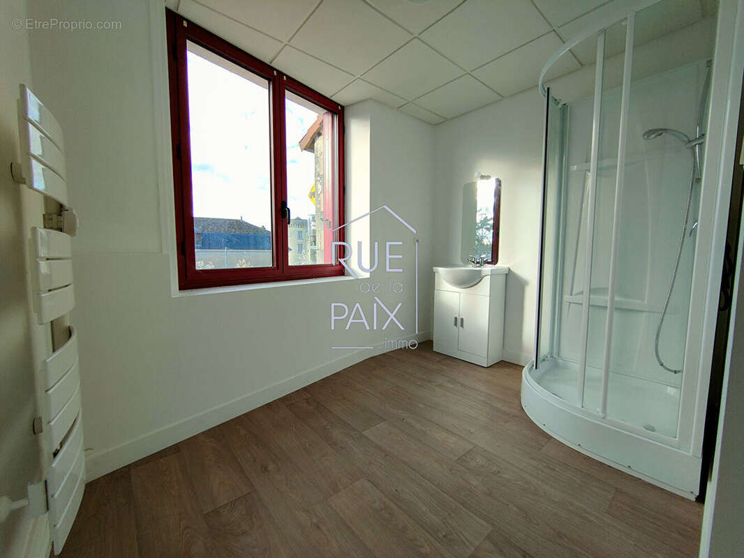 Appartement à DISSAY