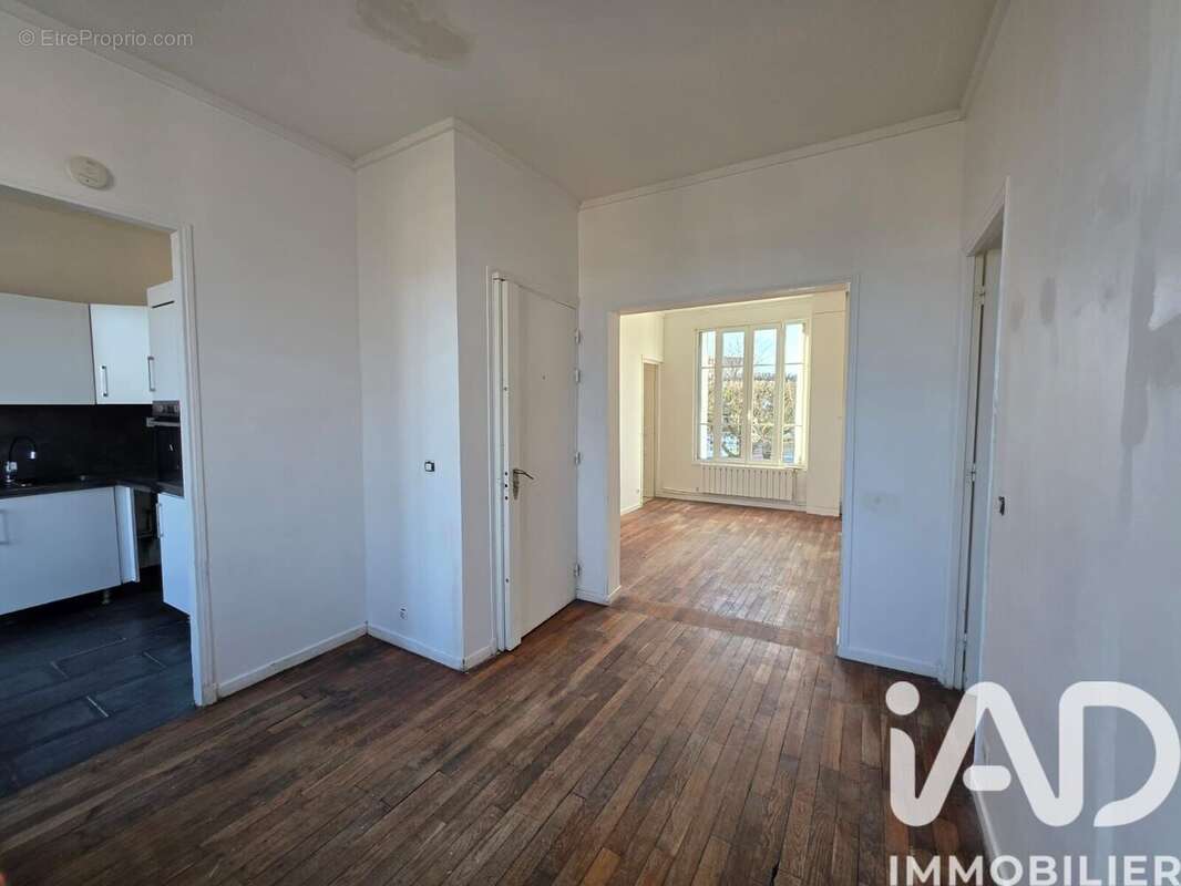 Photo 2 - Appartement à VIGNEUX-SUR-SEINE