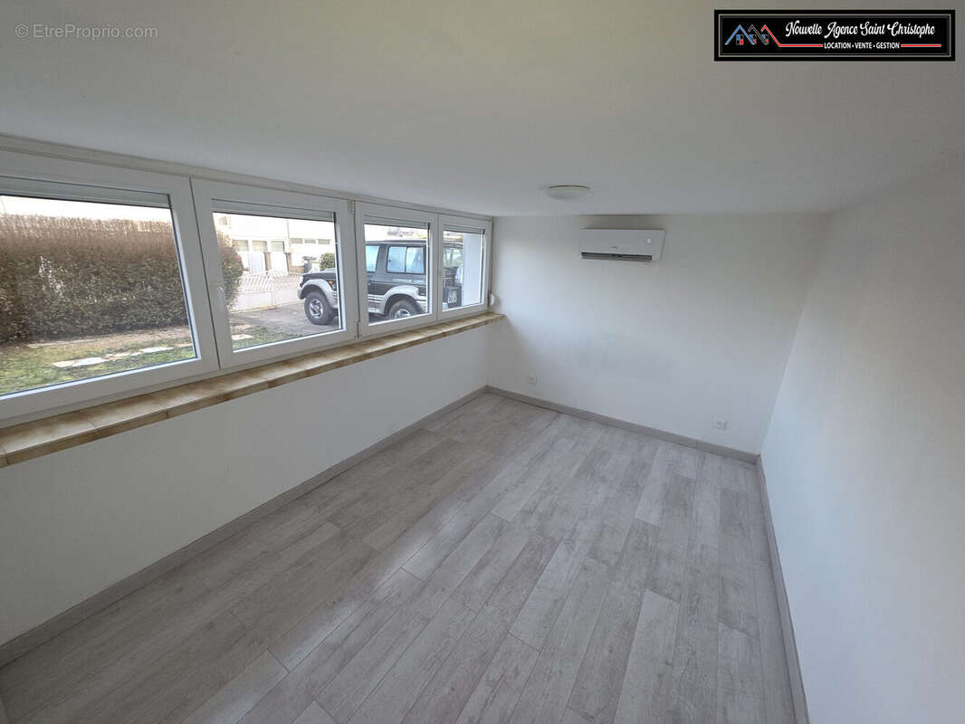 Maison 122 m² à Hatrize  - photo 5