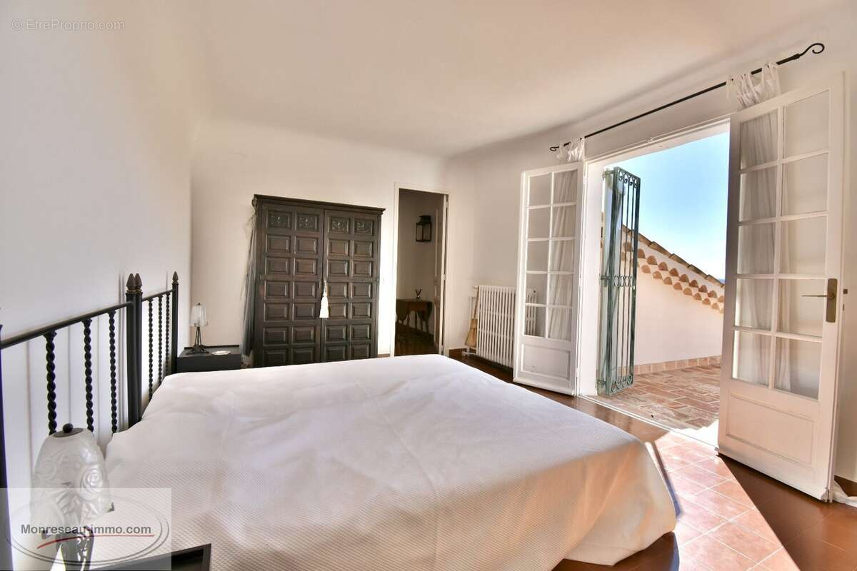 Grasse  Magnifique propriété - photo 13