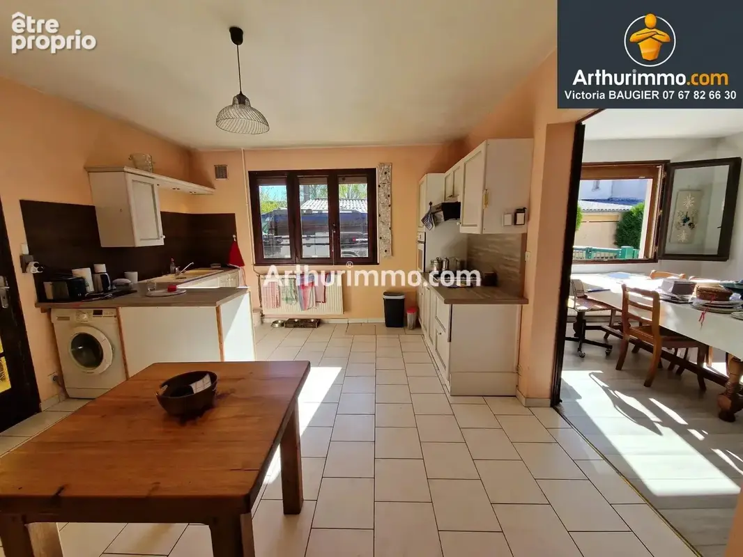 Exclusivité à VILLEVIEUX (39 JURA), maison mitoyenne plain-pied, 122 m², 3 chambres, garage, terrain clos de 355 m² - photo 8