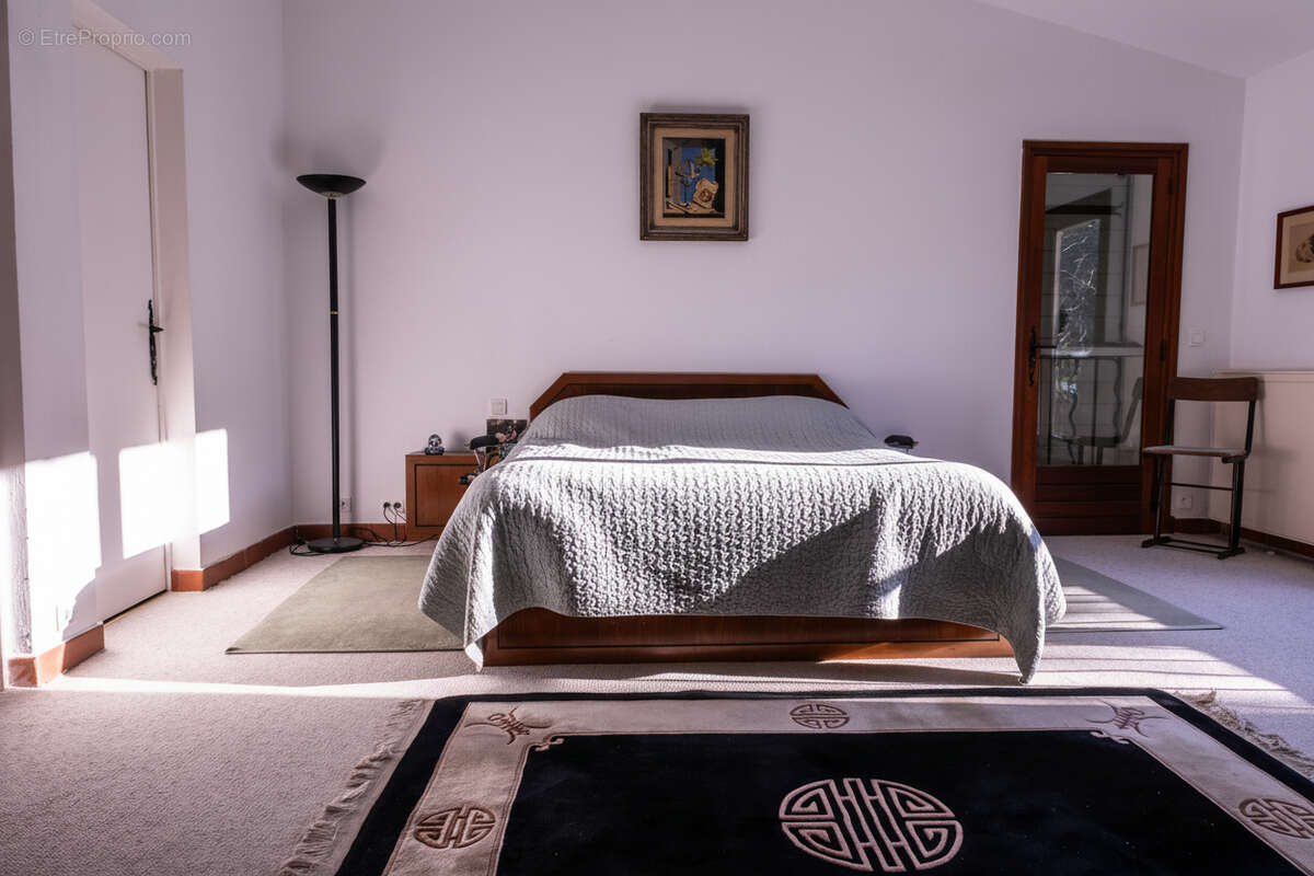 Maison à MEOUNES-LES-MONTRIEUX