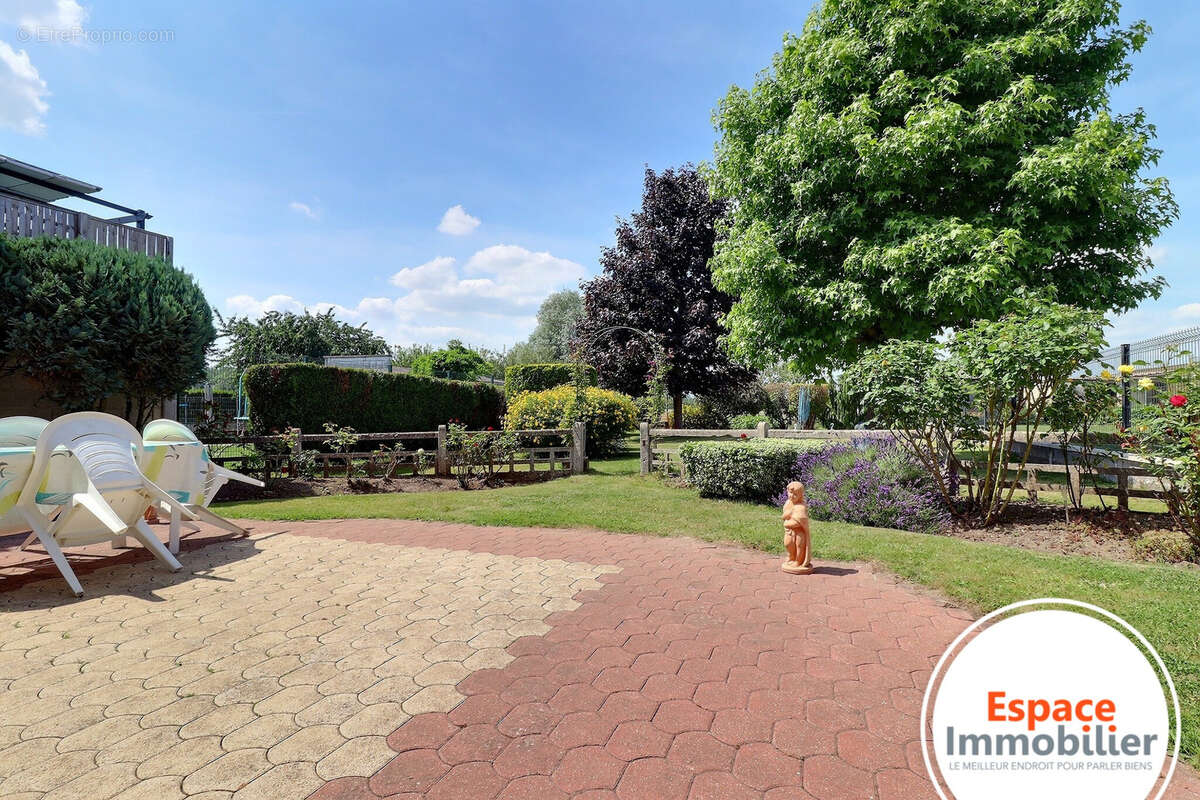 Maison à DOUCHY-LES-MINES