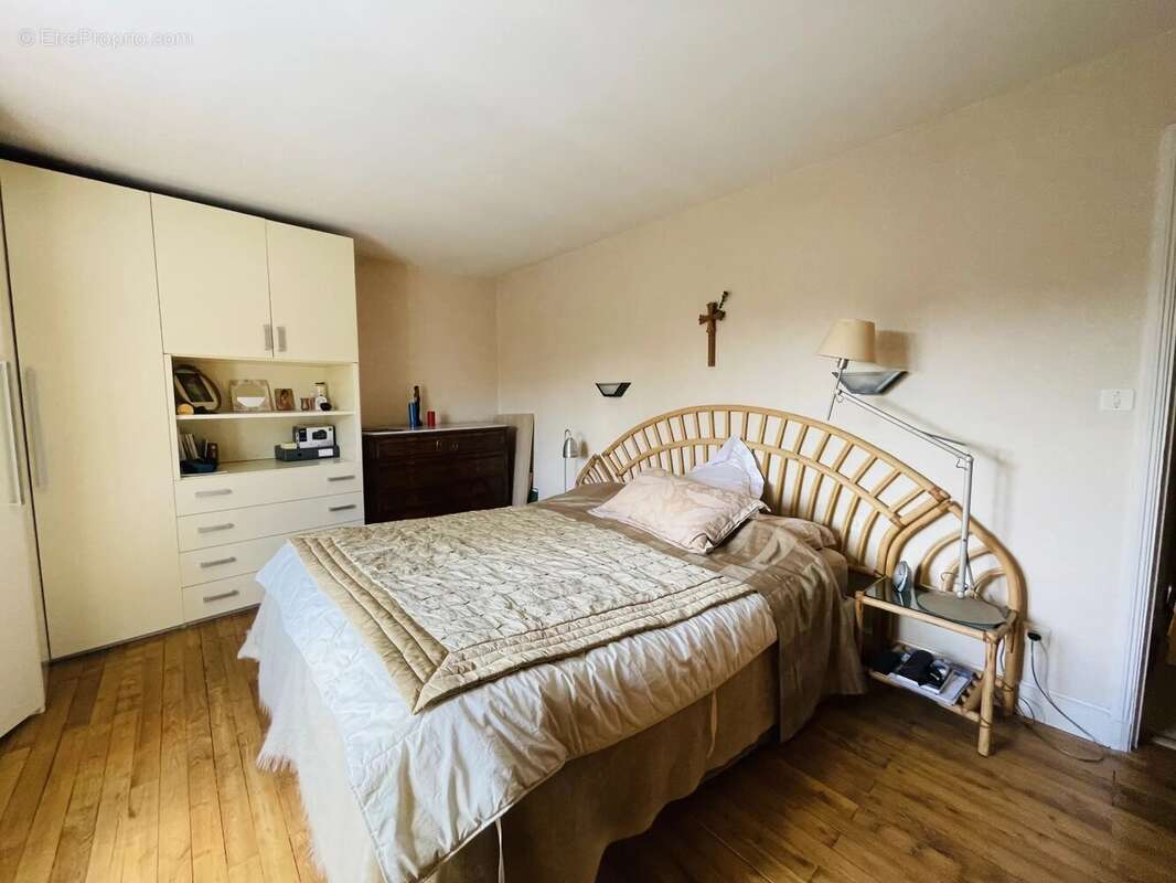 Maison à BARBEZIEUX-SAINT-HILAIRE