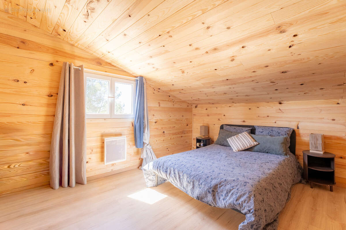 Maison à LE CASTELLET