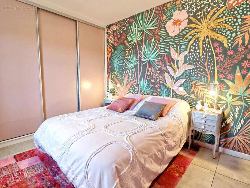 Maison à FORCALQUIER