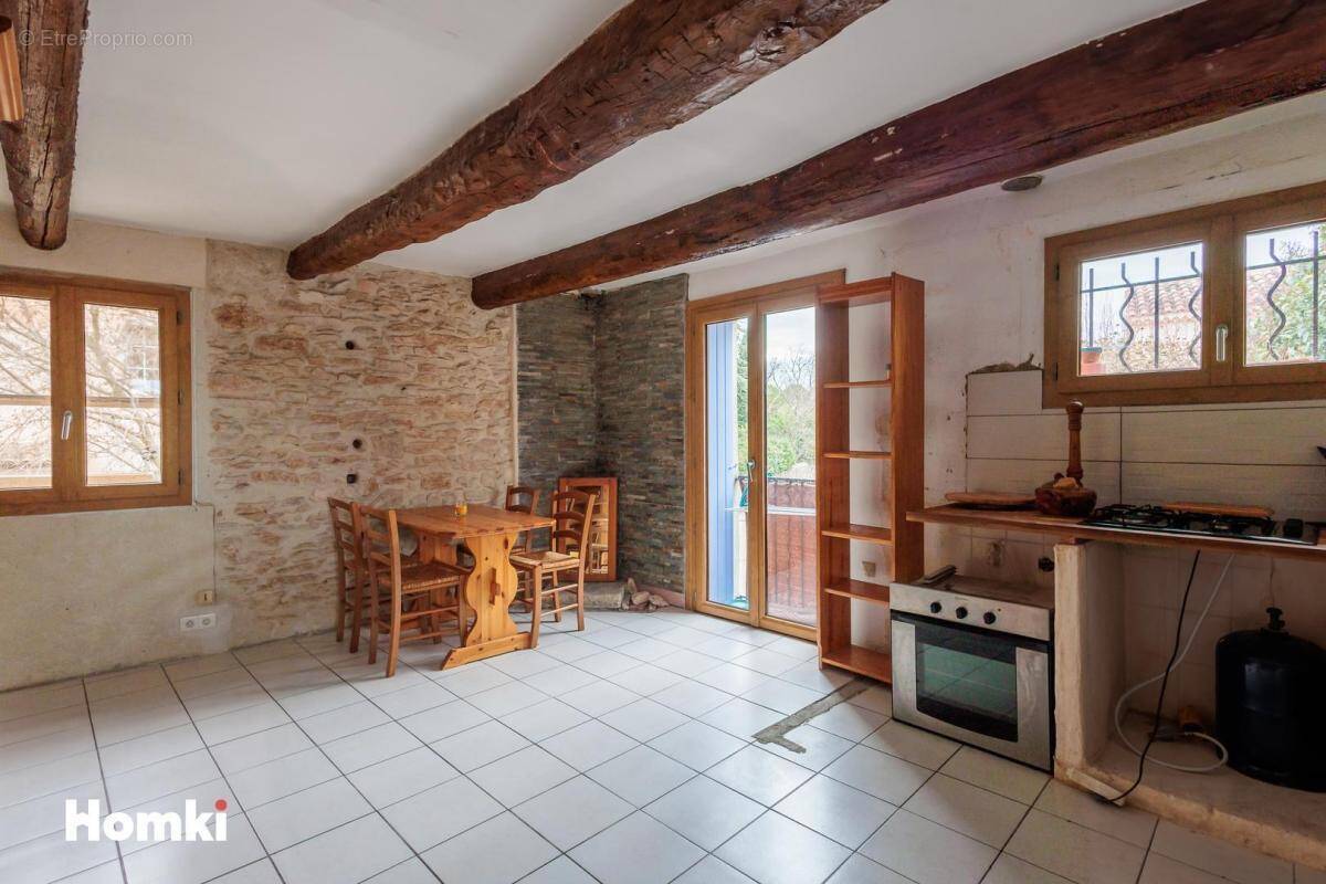 Maison à VILLES-SUR-AUZON