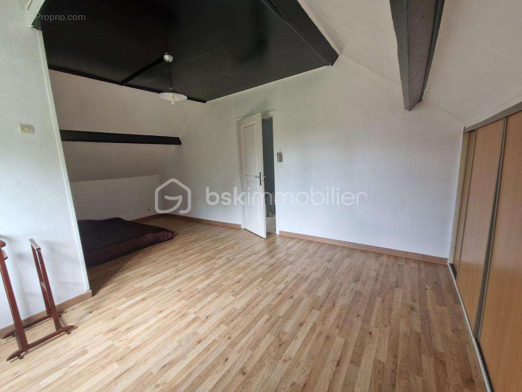 Maison à SAINT-GERMAIN-LES-ARPAJON