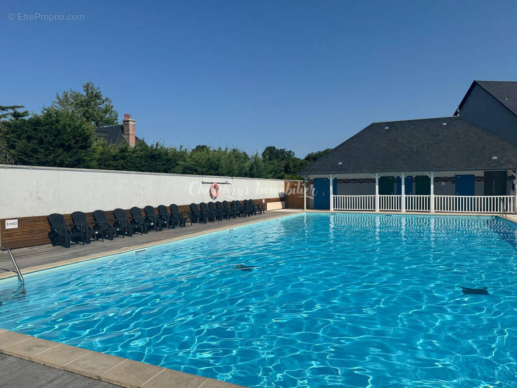 Appartement à LA RIVIERE-SAINT-SAUVEUR