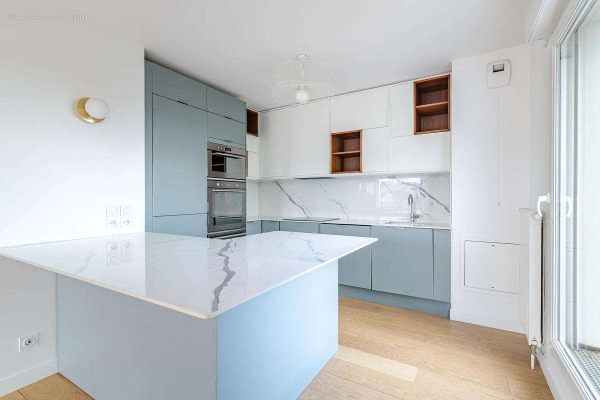 Appartement à LE PERREUX-SUR-MARNE