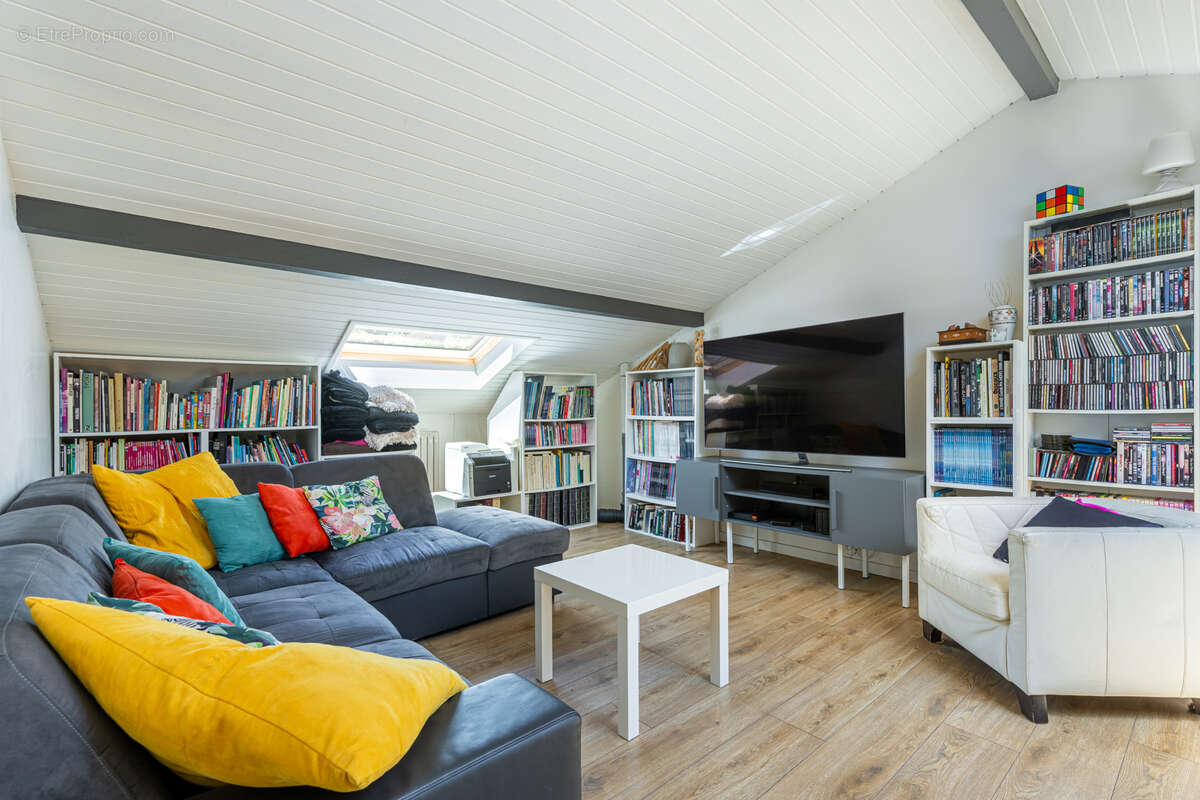 Maison à POISY
