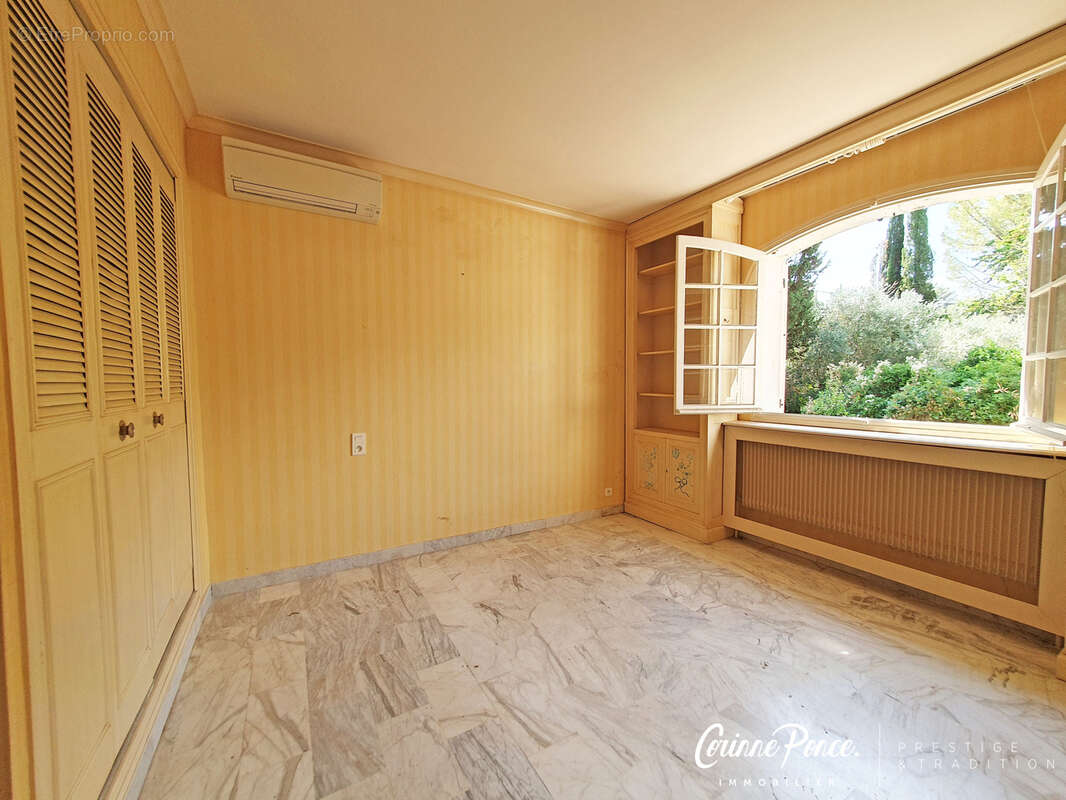 Maison à NIMES