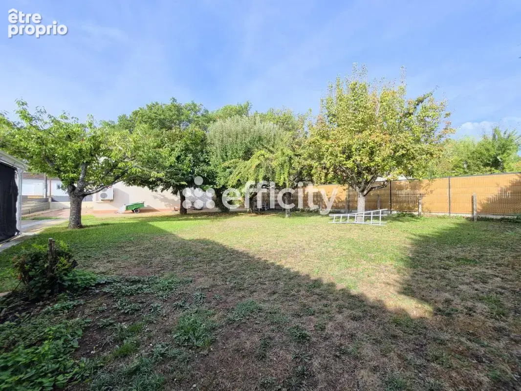 Maison 6 pièces 140 m² à vendre à Saint-Astier (24110) - photo 2