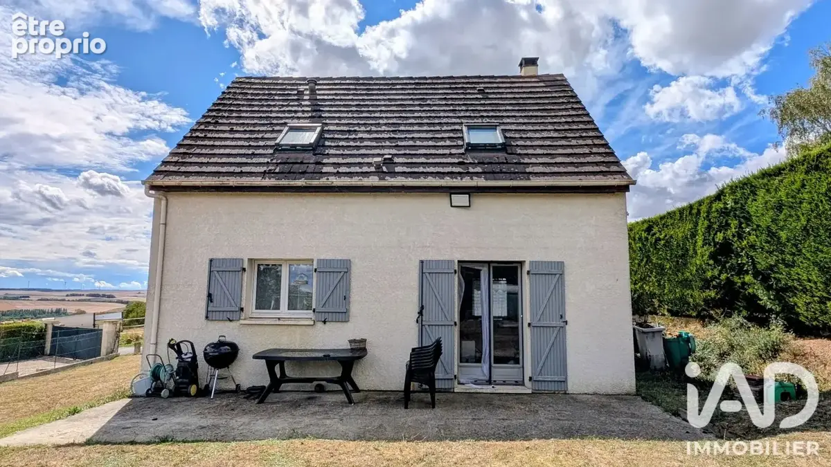 Photo 1 - Maison à NEUILLY-SAINT-FRONT