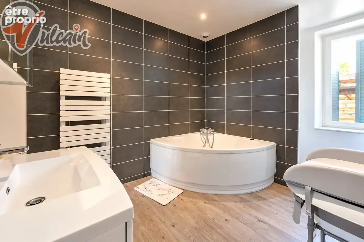 Maison de bourg avec extérieur, 3 chambres - photo 12