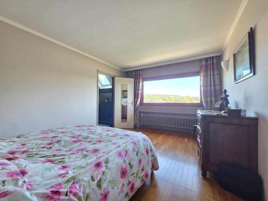 Maison à MANTES-LA-JOLIE