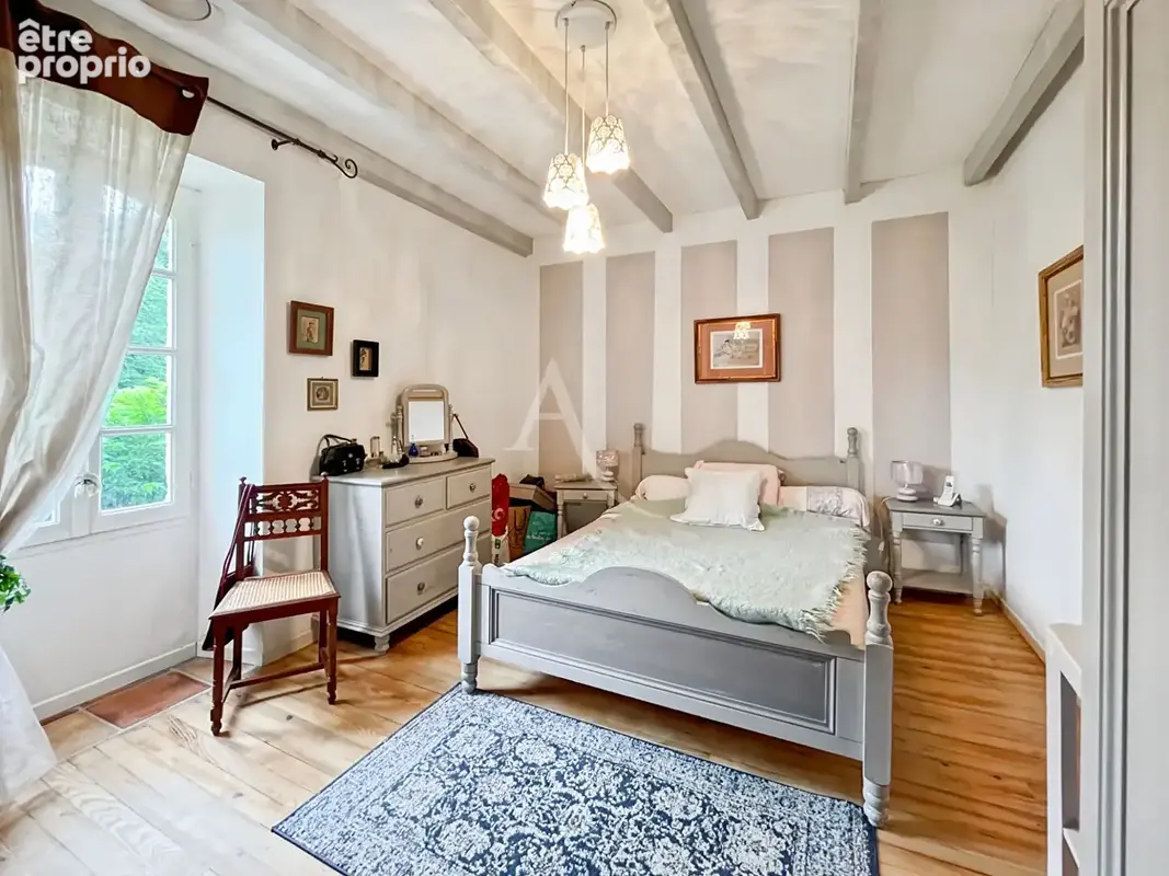 A VENDRE - Superbe maison en pierre avec dépendance et piscine - photo 11