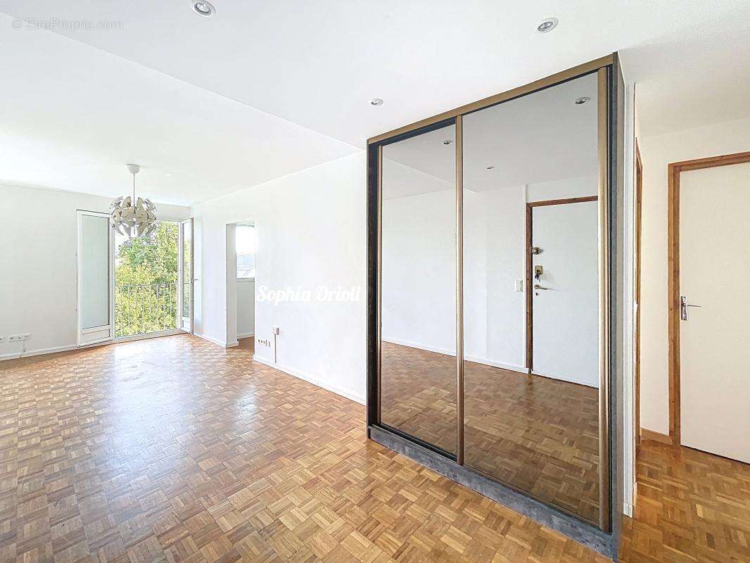 Appartement à CHEVILLY-LARUE