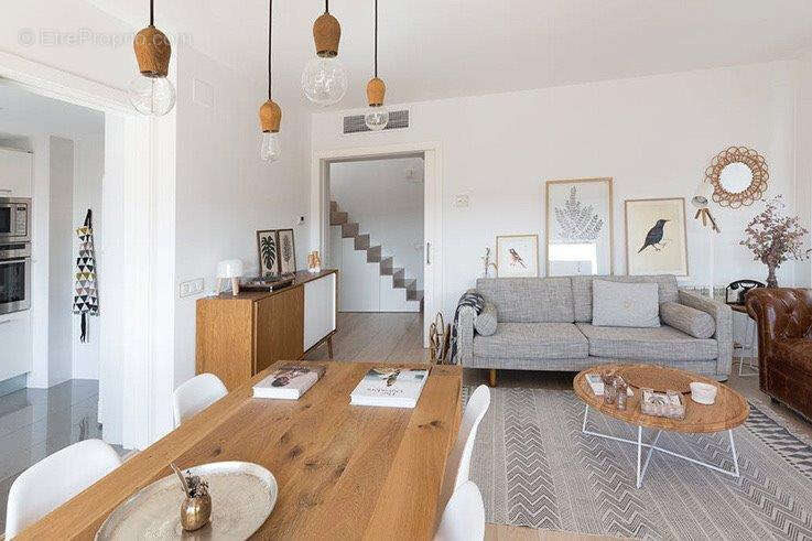Appartement à MAGNY-LE-HONGRE