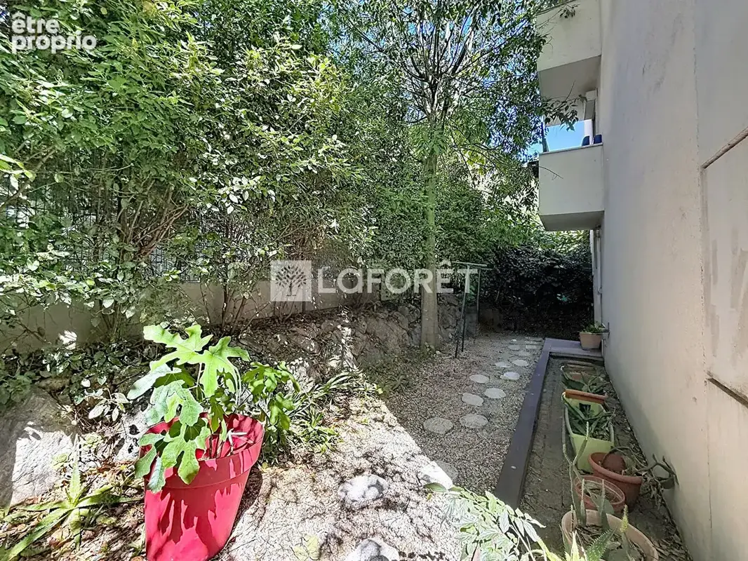 Appartement T3 avec jardin 120m² - photo 9