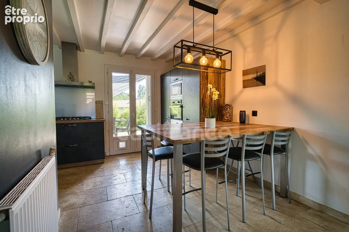 Maison de plain-pied 156 m² – 5 chambres - Montussan - photo 8