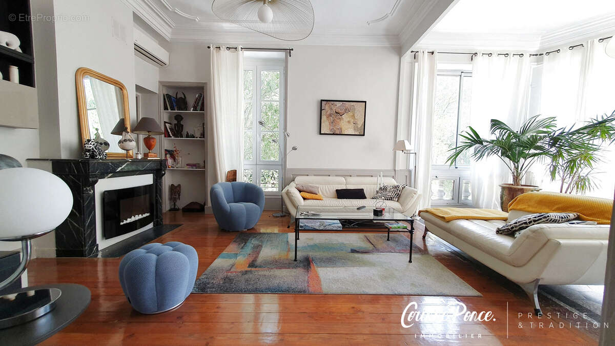 Appartement à NIMES