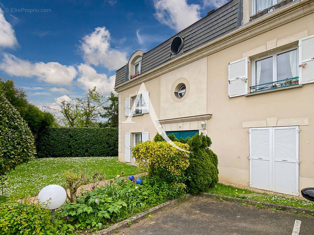 Appartement à BOIS-D'ARCY