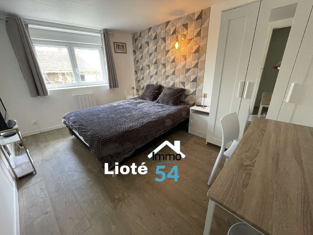 Maison à BAINVILLE-AUX-MIROIRS