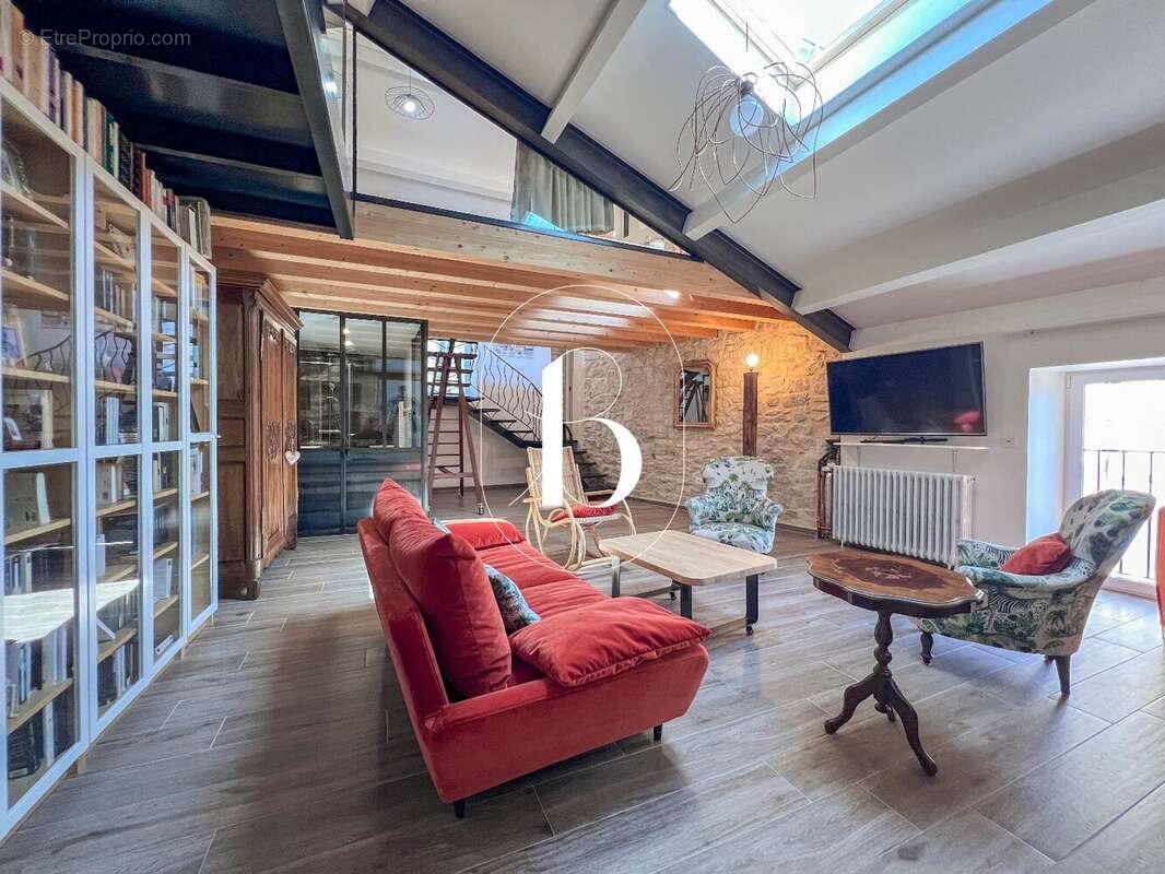 Maison à GOUDARGUES