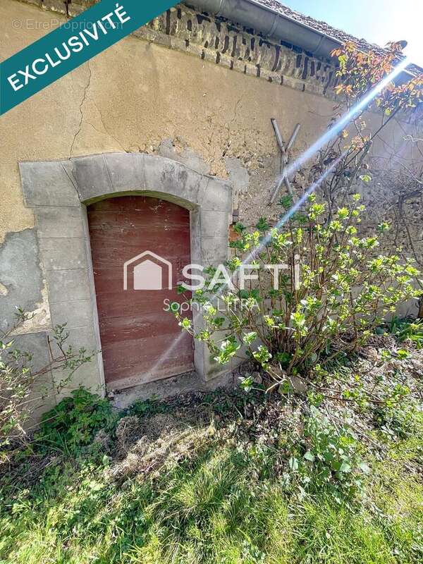 Maison 95 m² à La Ferte-Loupiere  - photo 3