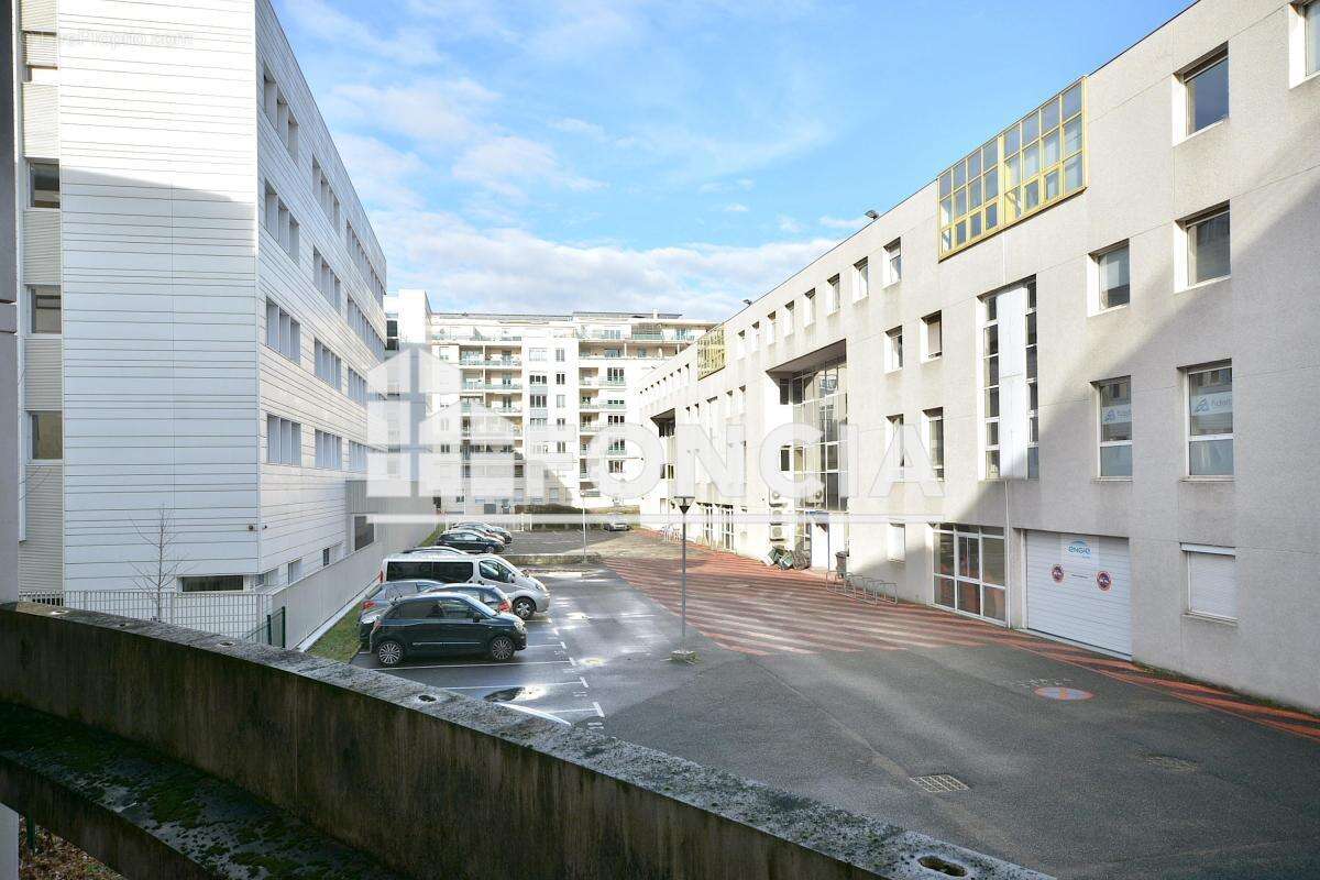 Vente - Appartement en résidence services - Studio - 17,88 m² - - photo 7
