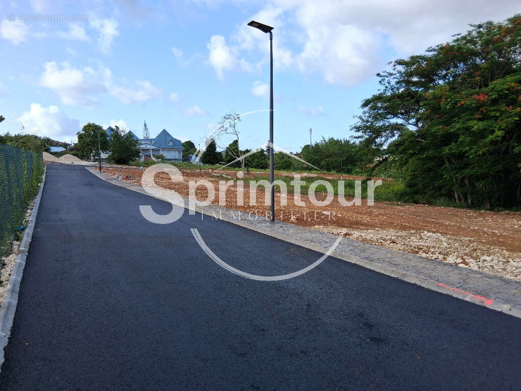 - BAIE-MAHAULT   lotissement résidentiel de 12 parcelles, « Les Jardins de Tivoli », - photo 3